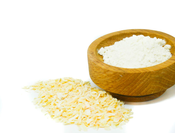 Flake and powder Onion from the Natural Spot